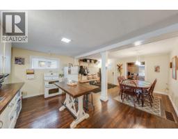 1653 Harasin Alley, Rossland, BC V0G1Y0 Photo 12