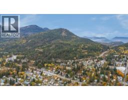 1653 Harasin Alley, Rossland, BC V0G1Y0 Photo 43
