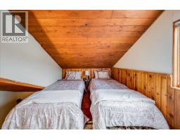 1653 Harasin Alley, Rossland, BC V0G1Y0 Photo 30
