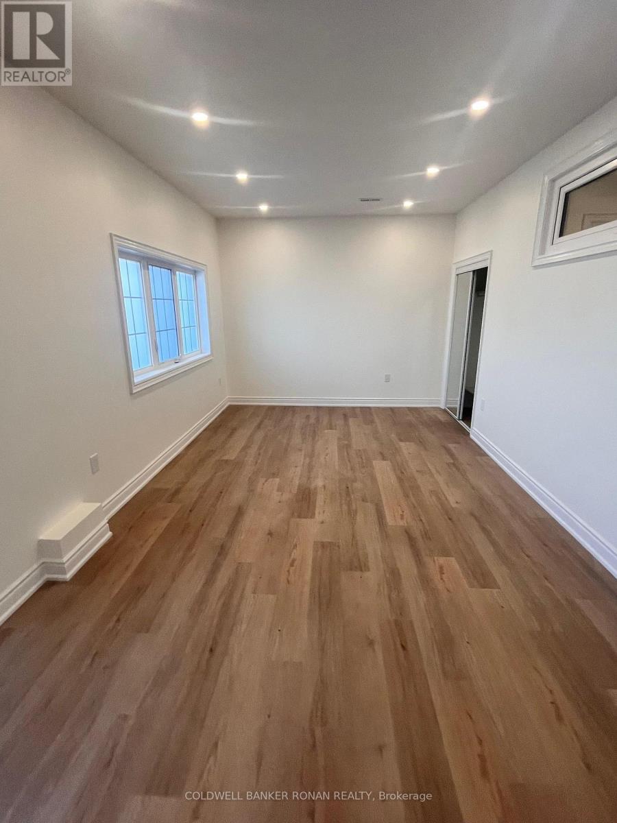 112 Connell Drive — photo 13