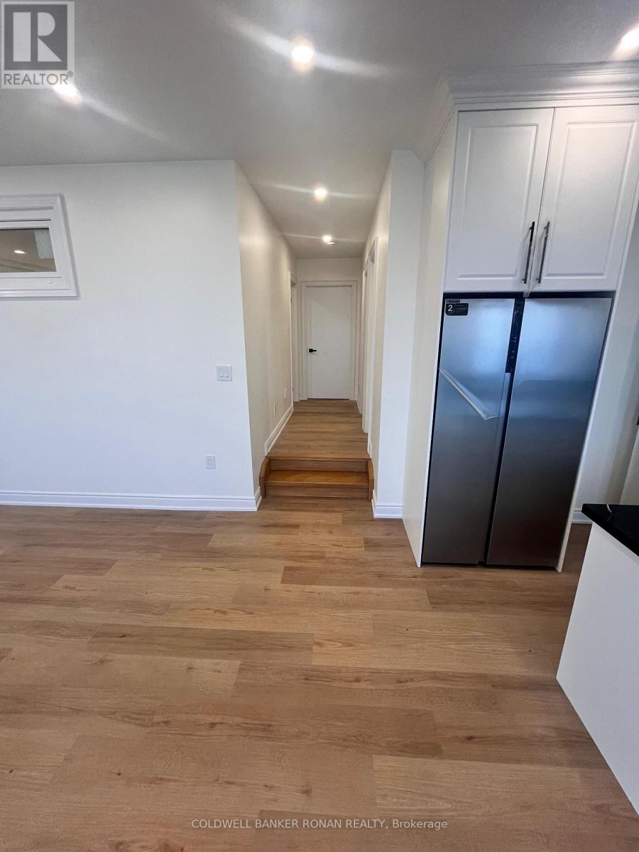 112 Connell Drive — photo 23