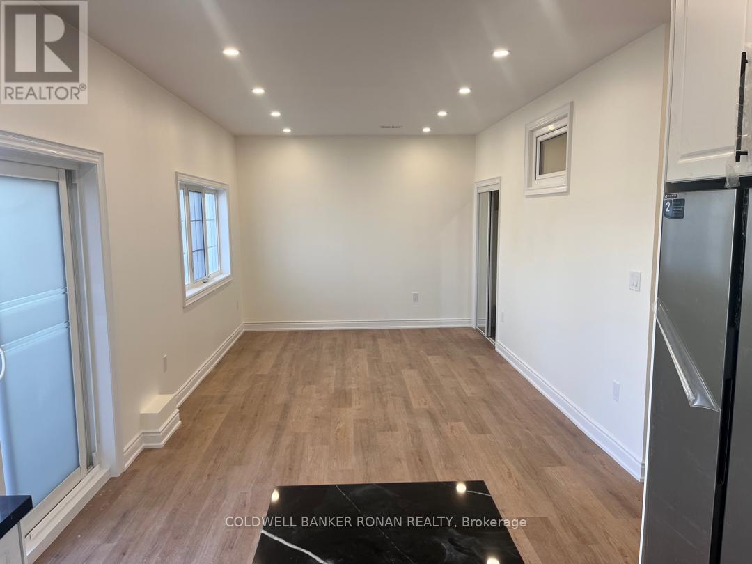 112 Connell Drive — photo 7