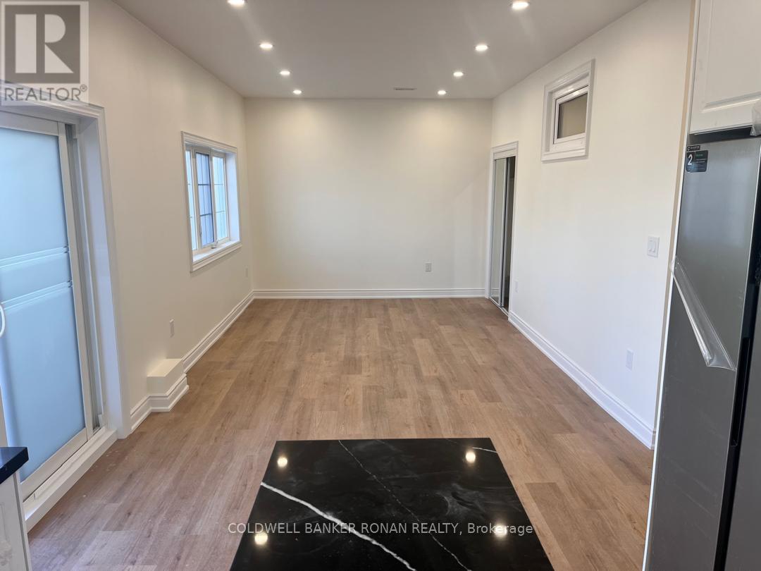 112 Connell Drive — photo 8