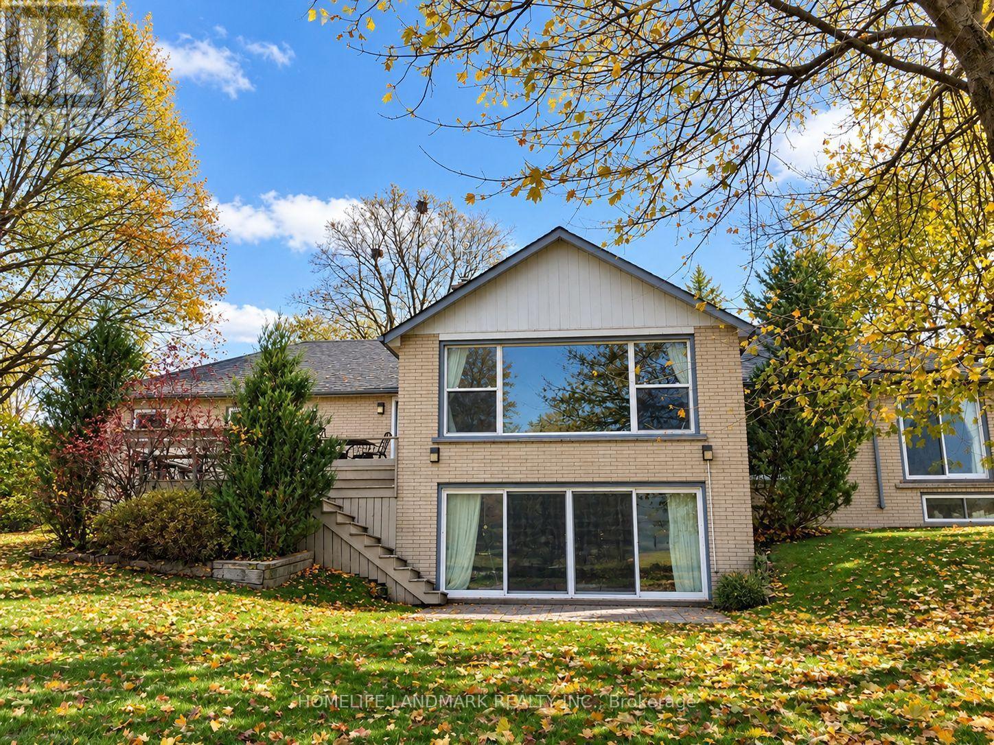 100 Lake Drive North — photo 19