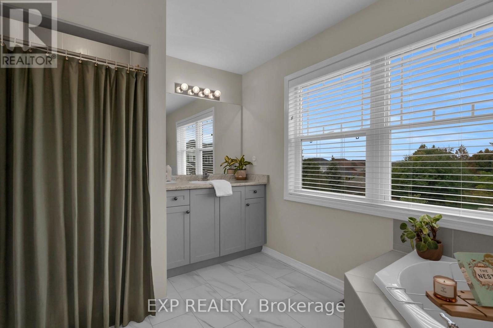 46 RENNIE STREET - 30