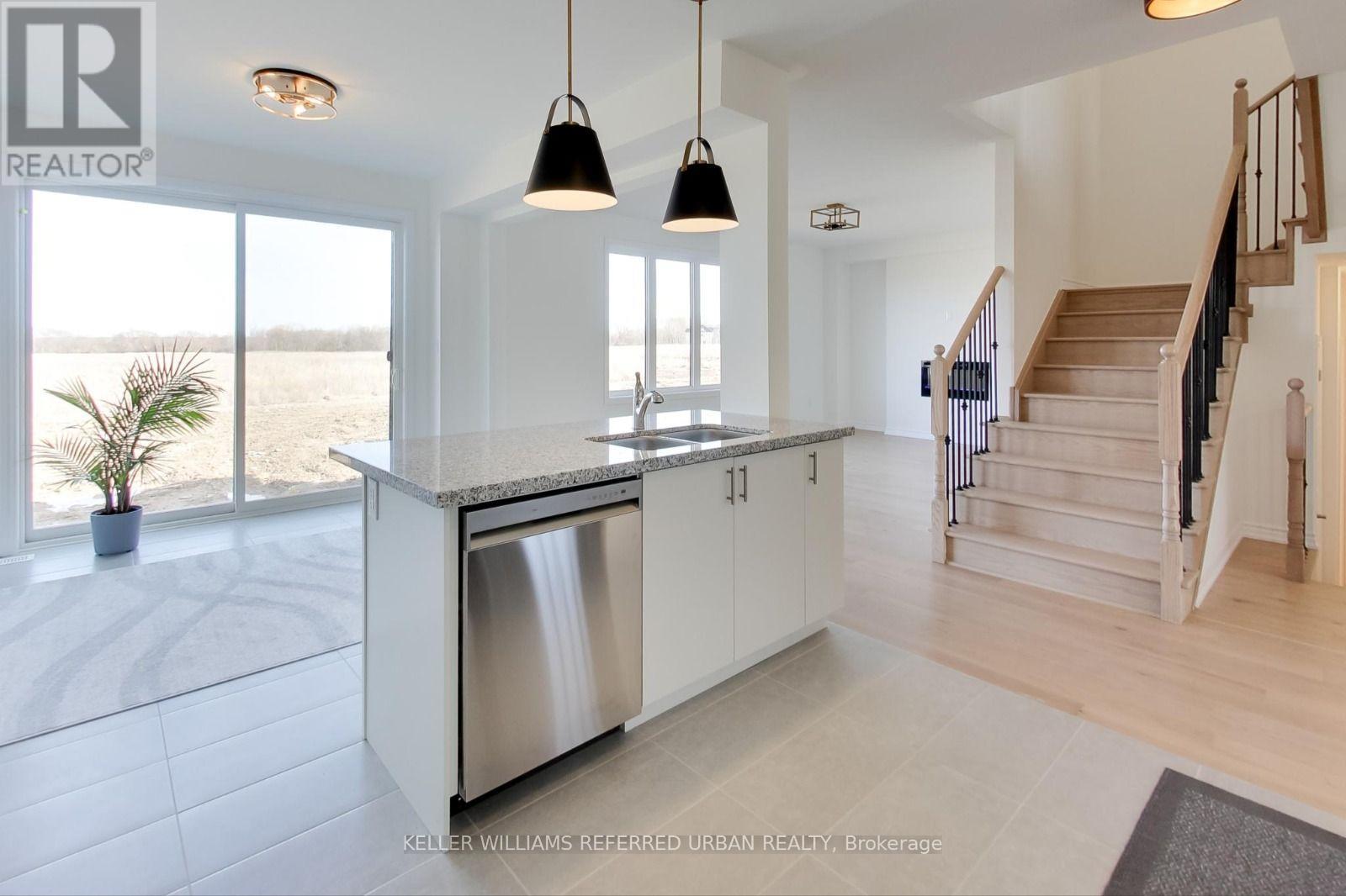148 Union Boulevard, Wasaga Beach, ON photo 11