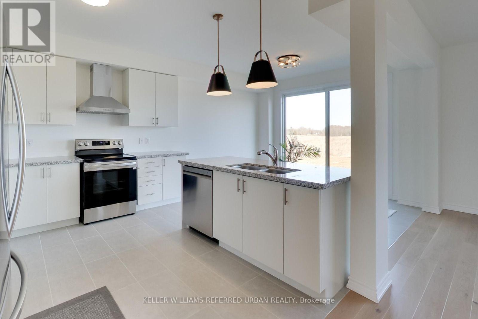 148 Union Boulevard, Wasaga Beach, ON photo 9