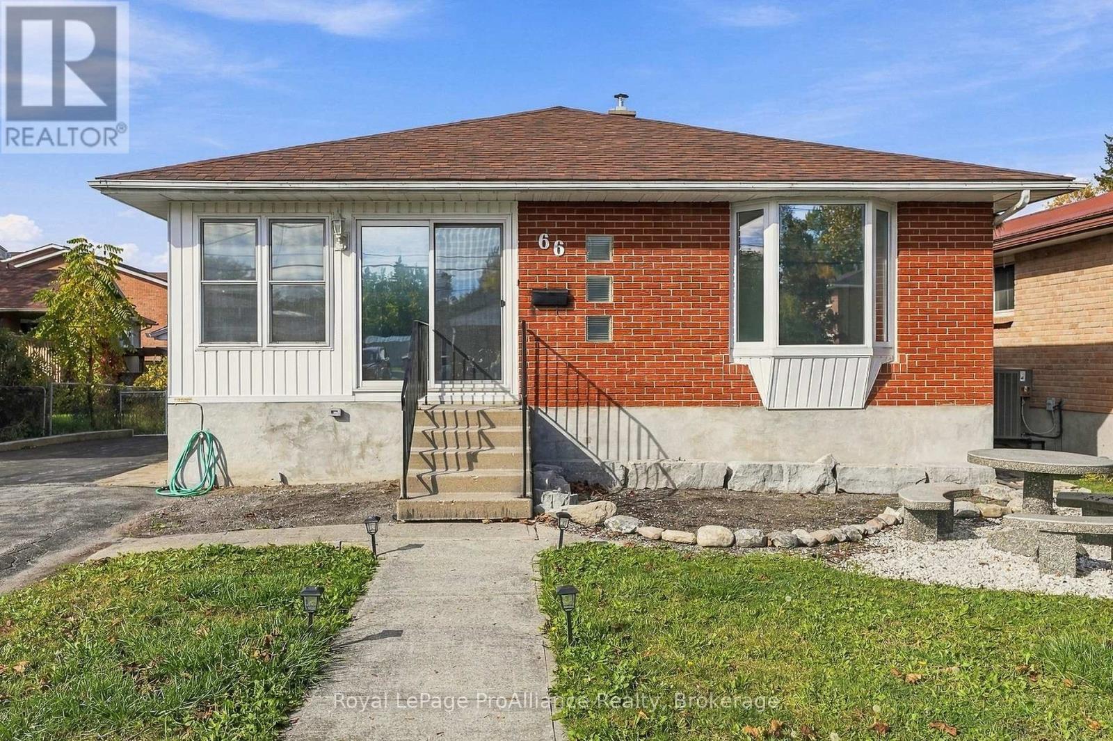 66 Tracey Street, Belleville, ON photo 35