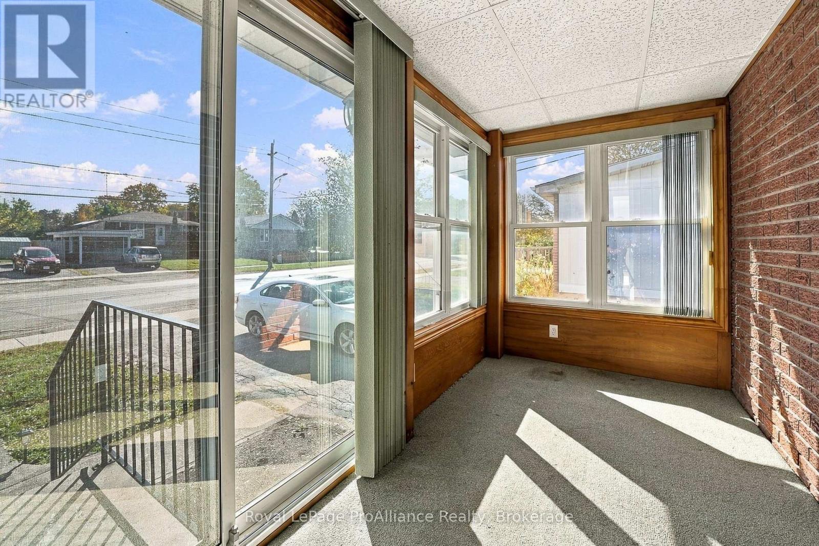 66 Tracey Street, Belleville, ON photo 36