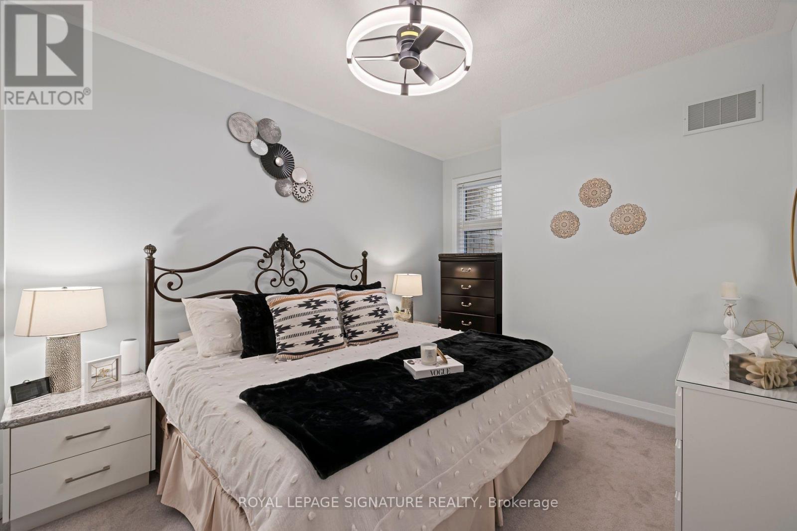 2542 Littlefield Crescent, Oakville, ON photo 19
