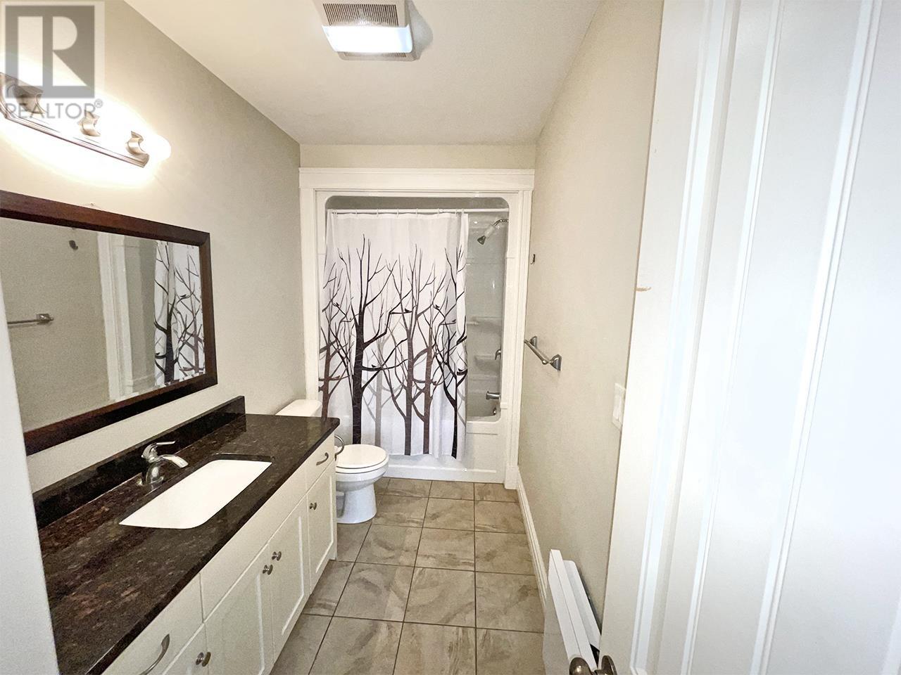 #203 53 Glen Stewart Drive - 15