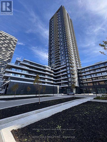 15 Watergarden Drive — photo 1