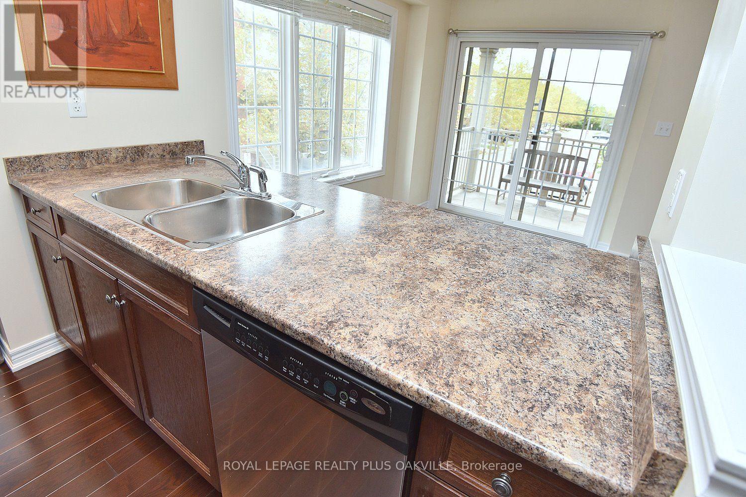 621 Budgeon Common, Burlington, ON photo 9
