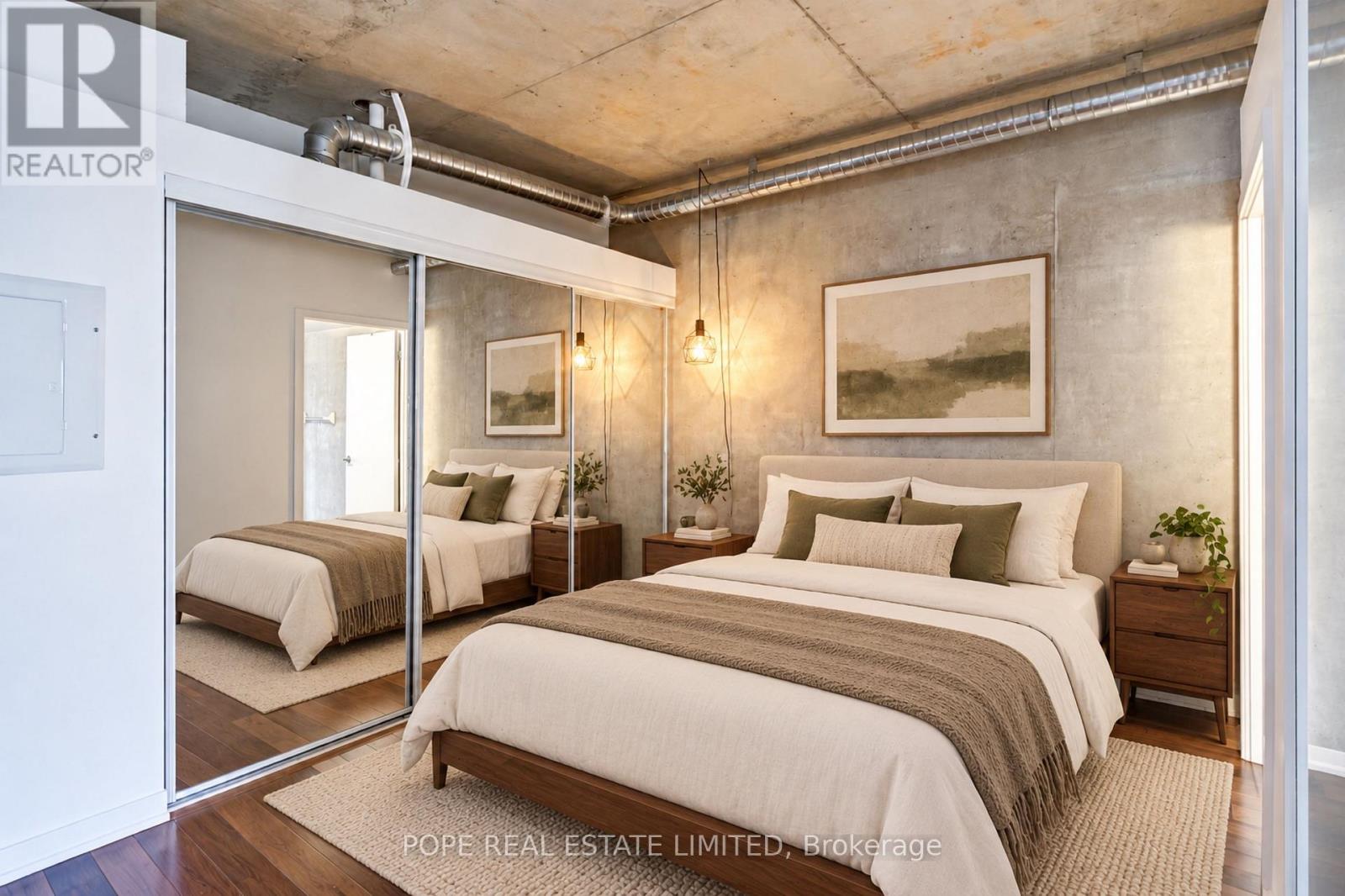 38 Joe Shuster Way — photo 13