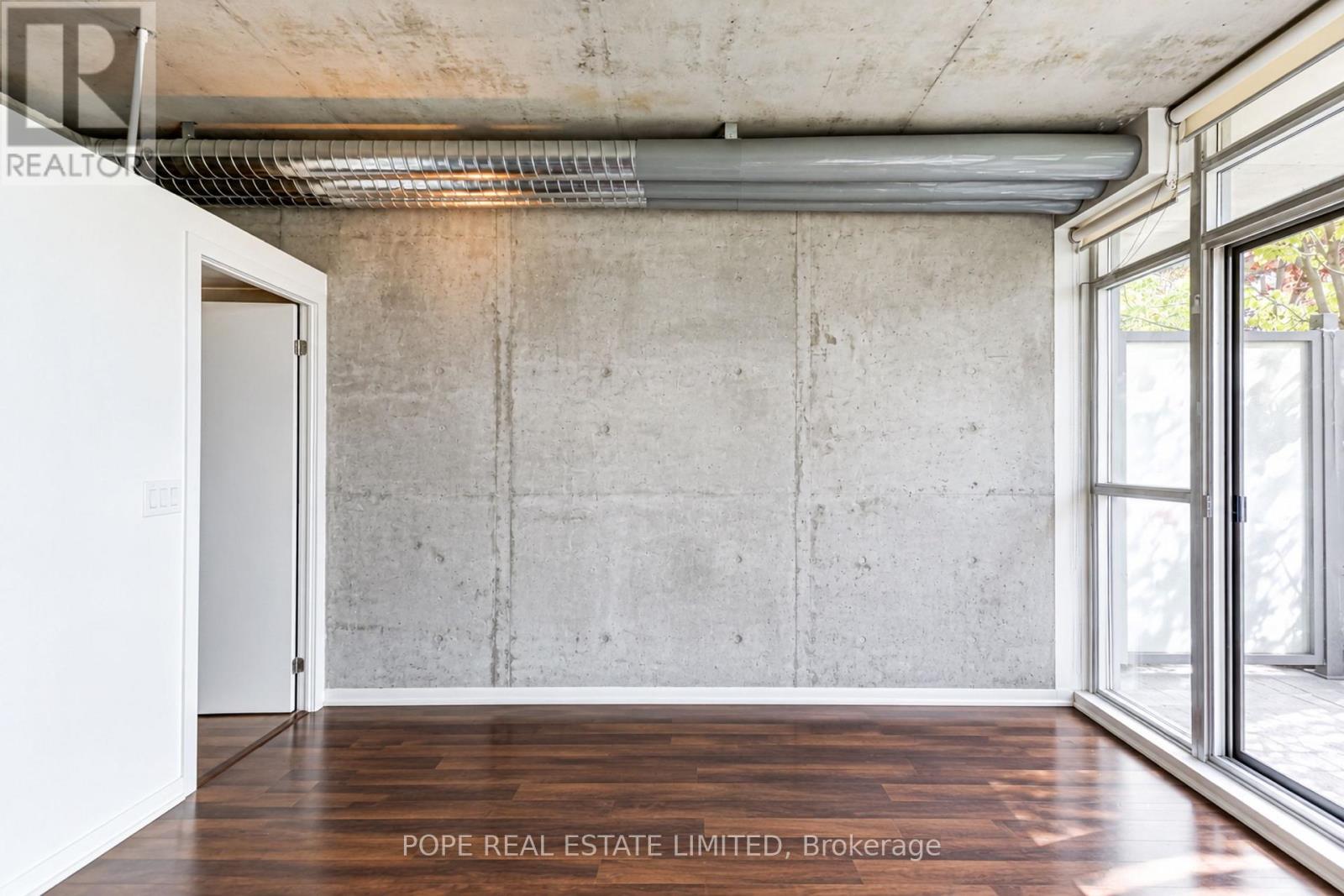 38 Joe Shuster Way — photo 19