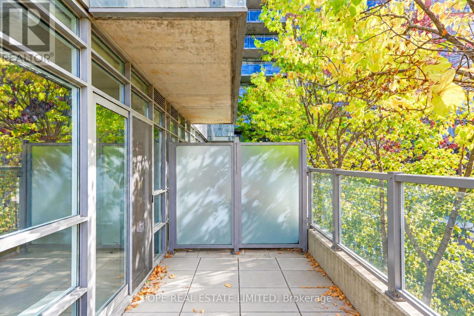 38 Joe Shuster Way — photo 20