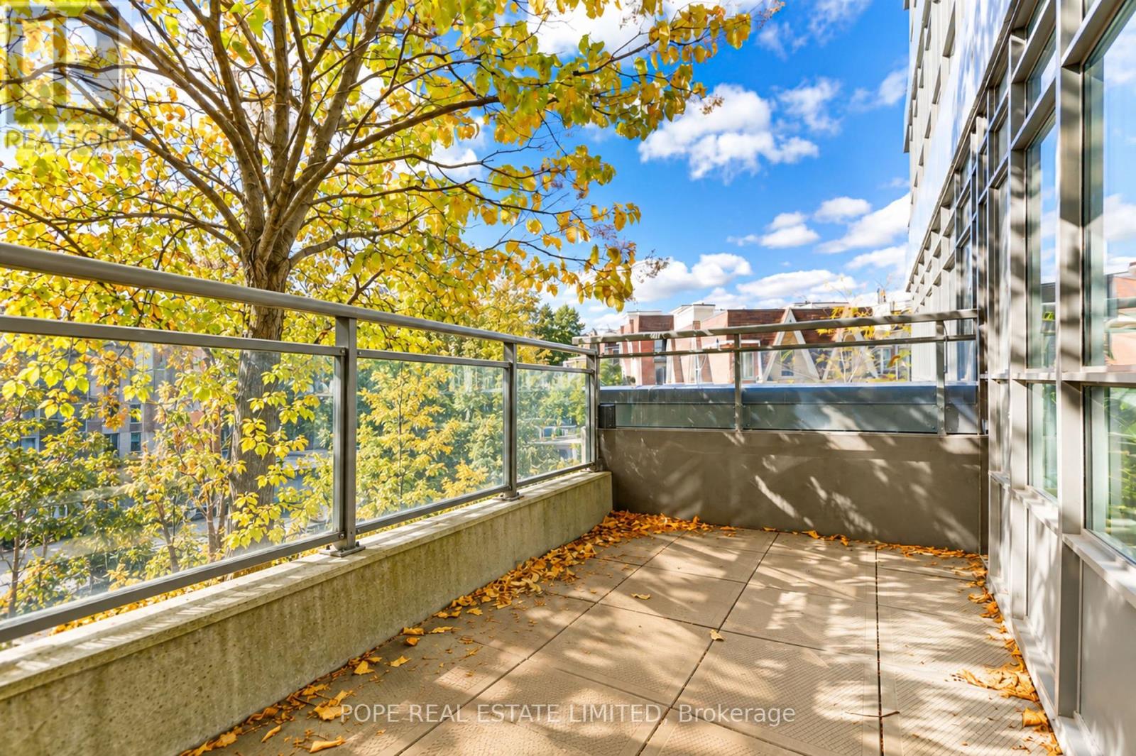 38 Joe Shuster Way — photo 21