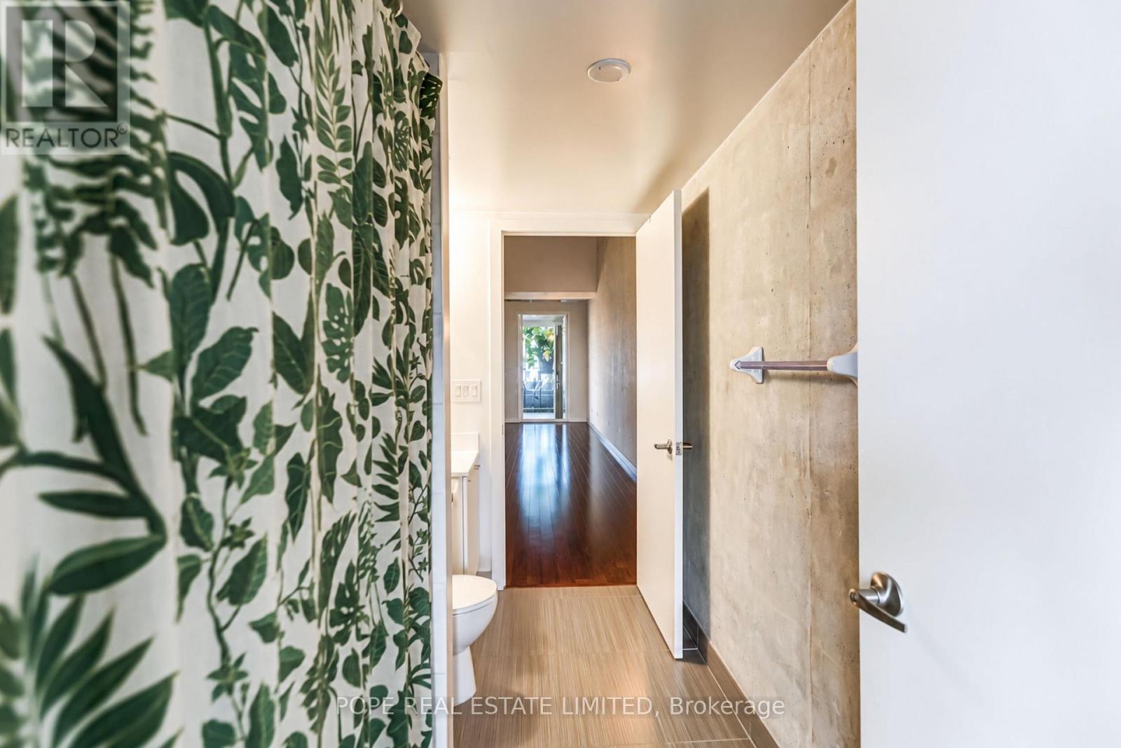 38 Joe Shuster Way — photo 30