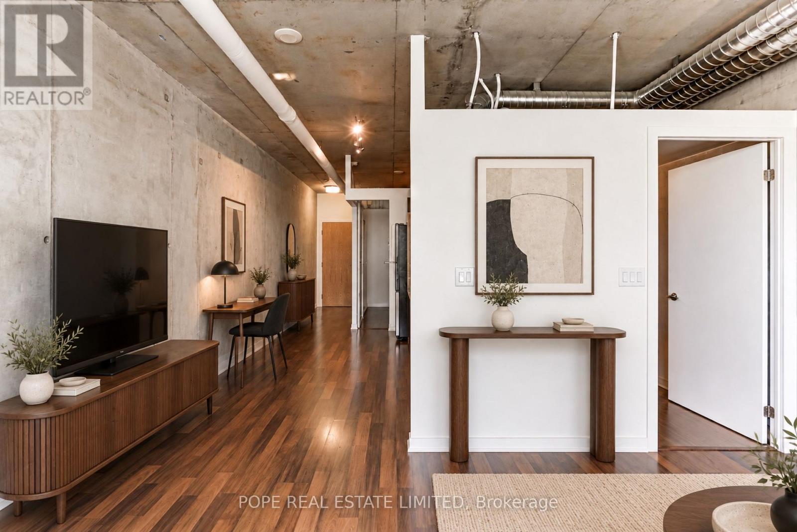 38 Joe Shuster Way — photo 7