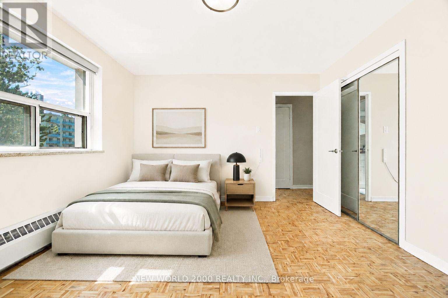 2300 Marine Drive — photo 3