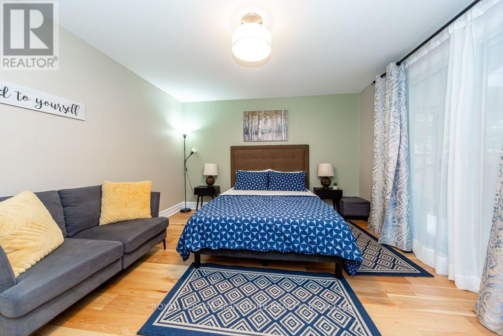 10 Beaver Bend Crescent, Toronto, ON photo 20