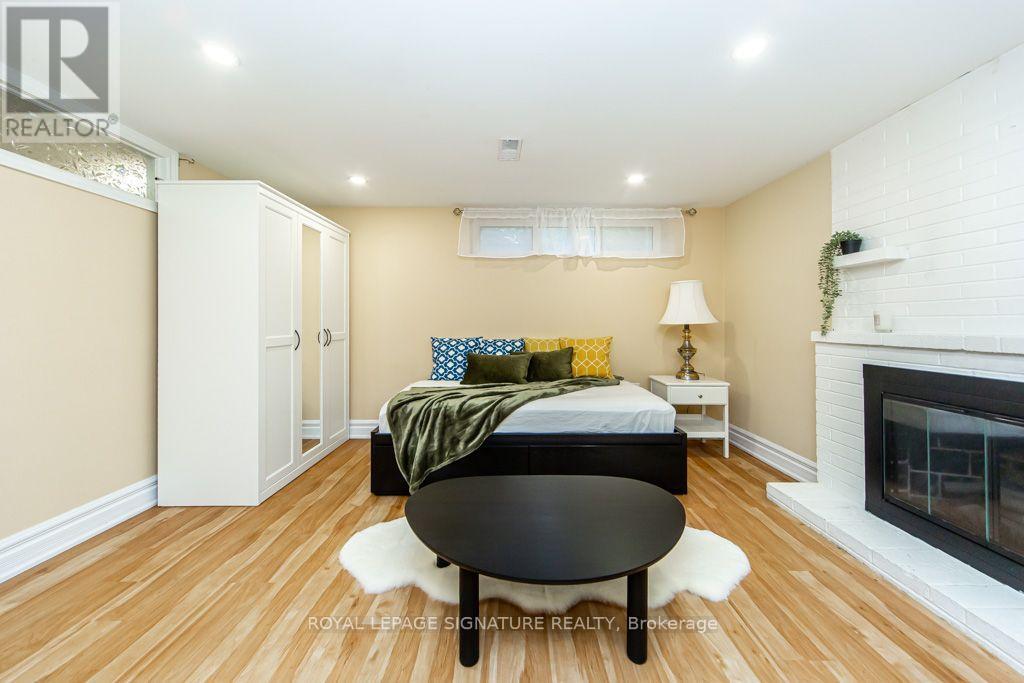 10 Beaver Bend Crescent, Toronto, ON photo 33