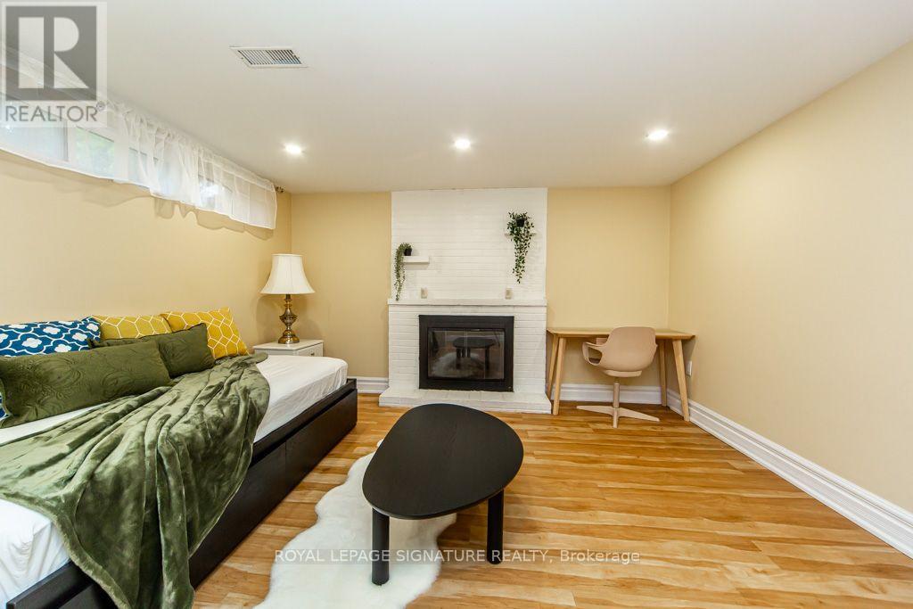 10 Beaver Bend Crescent, Toronto, ON photo 34