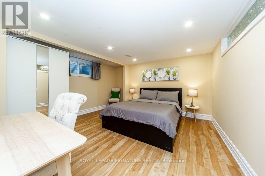 10 Beaver Bend Crescent, Toronto, ON photo 35