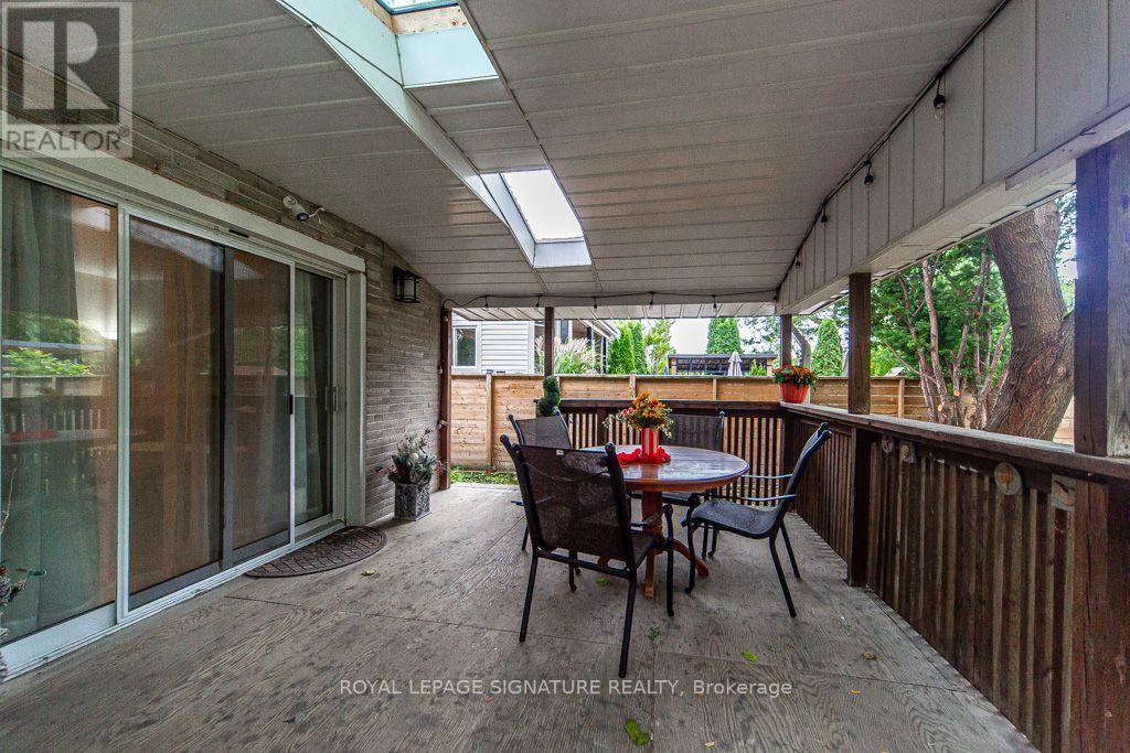 10 Beaver Bend Crescent, Toronto, ON photo 46