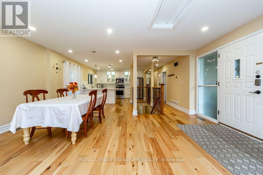 10 Beaver Bend Crescent, Toronto, ON photo 7