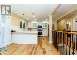 10 Beaver Bend Crescent, Toronto, ON M9B5P8 Photo 11