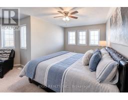 Bedroom 3 - 3868 Craighurst Avenue, Mississauga, ON L5N6V6 Photo 7