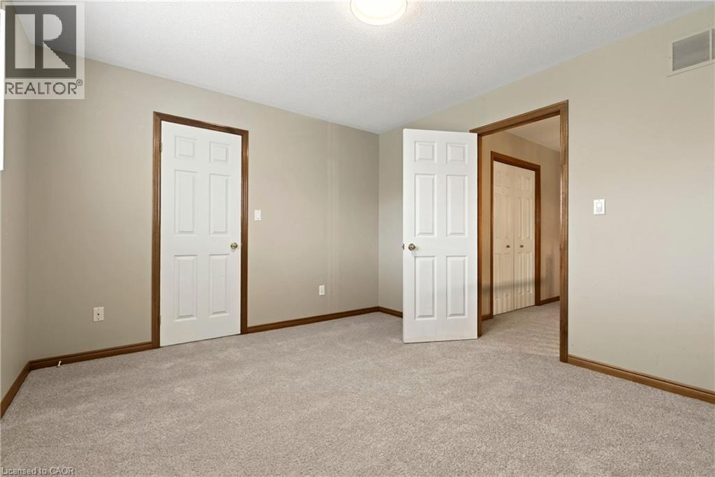 53 Bastille Street — photo 43