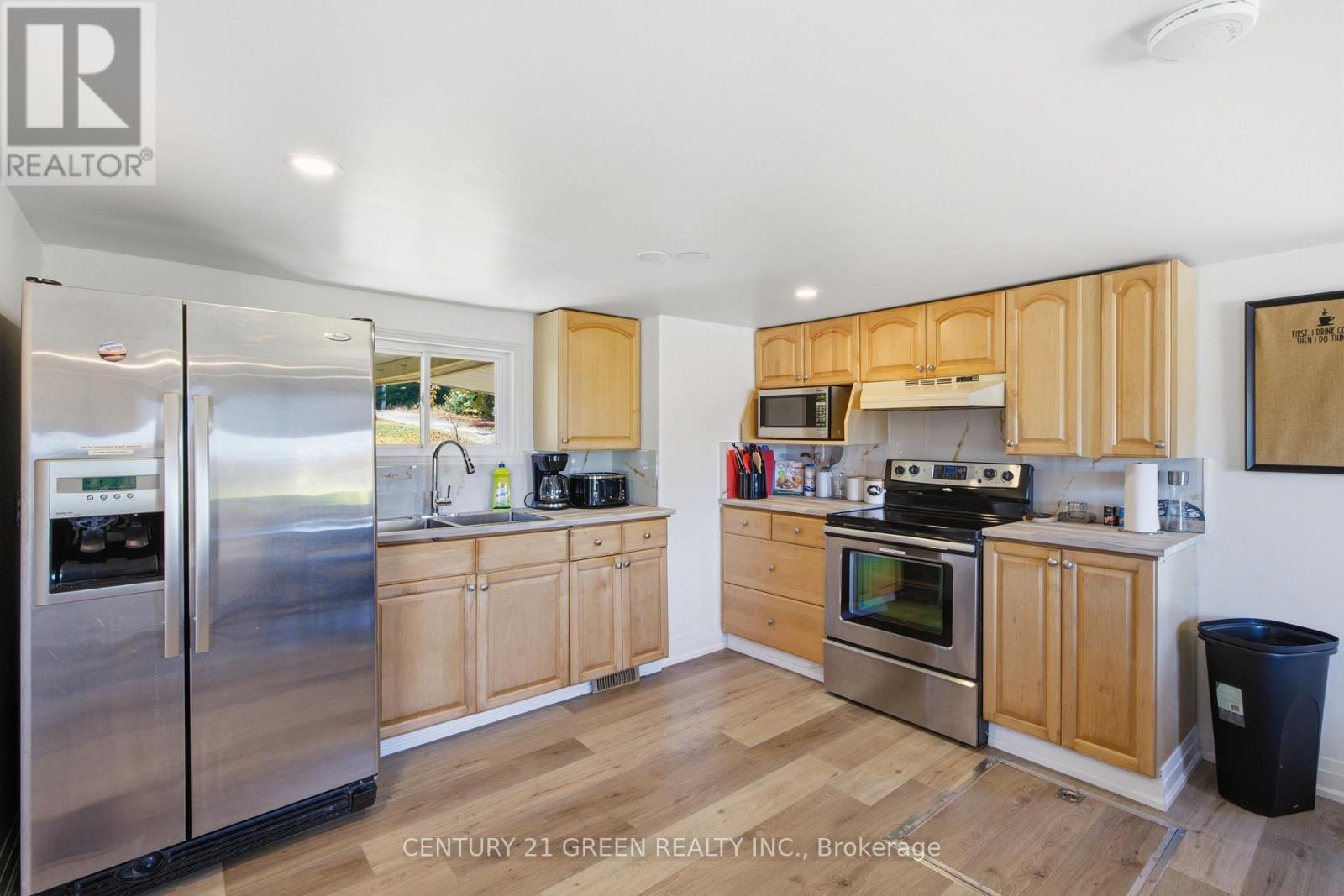 135 Village Street, Hastings Highlands, ON photo 12