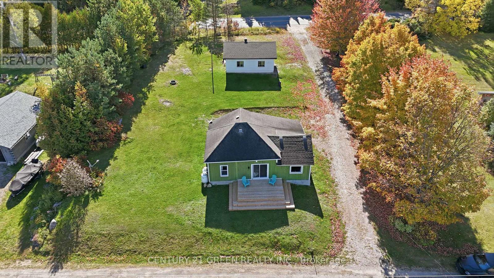 135 Village Street, Hastings Highlands, ON photo 2