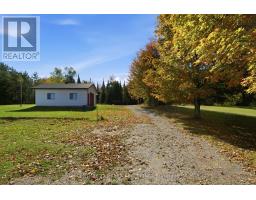 135 Village Street, Hastings Highlands, ON K0L1C0 Photo 9