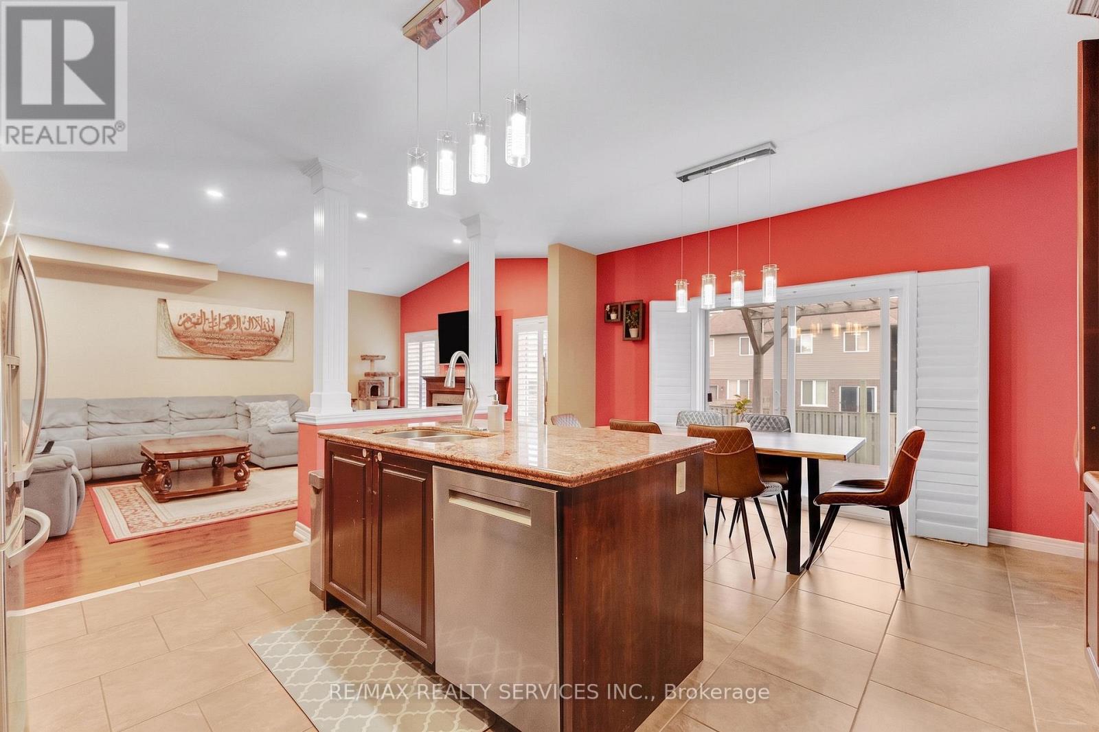 16 Sistine Court, Hamilton, ON photo 10
