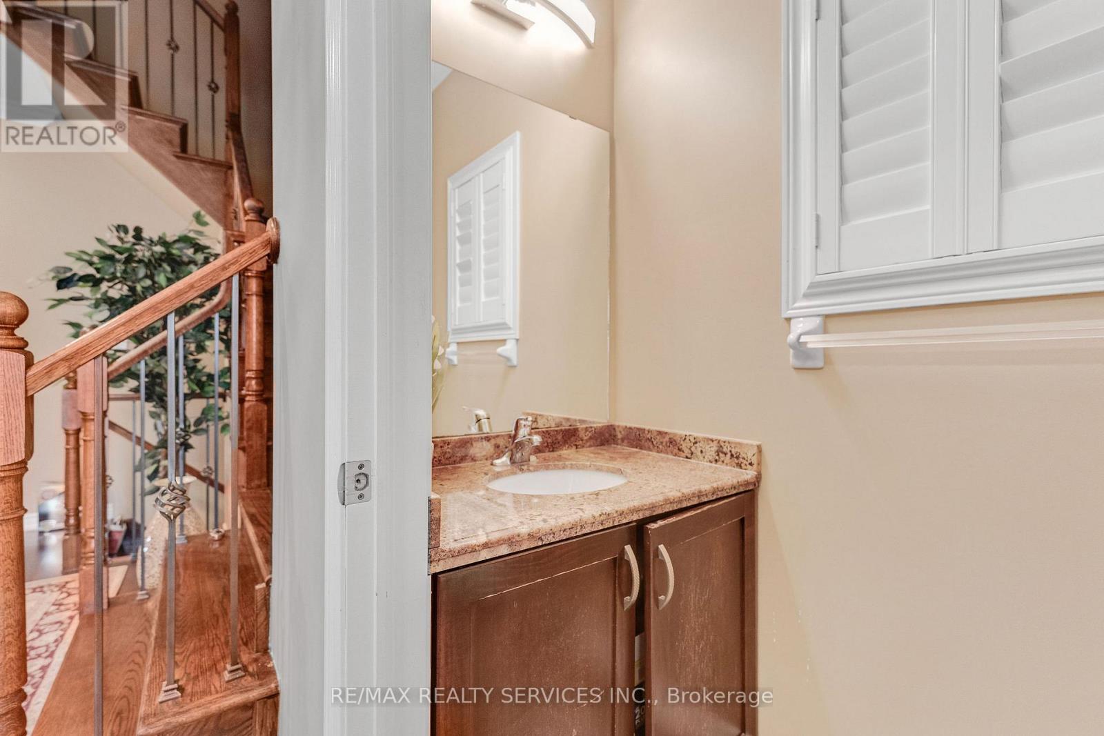 16 Sistine Court, Hamilton, ON photo 17