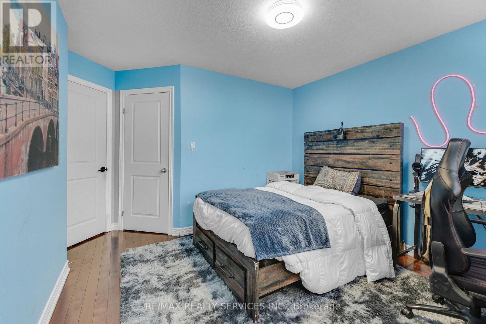 16 SISTINE COURT - 27
