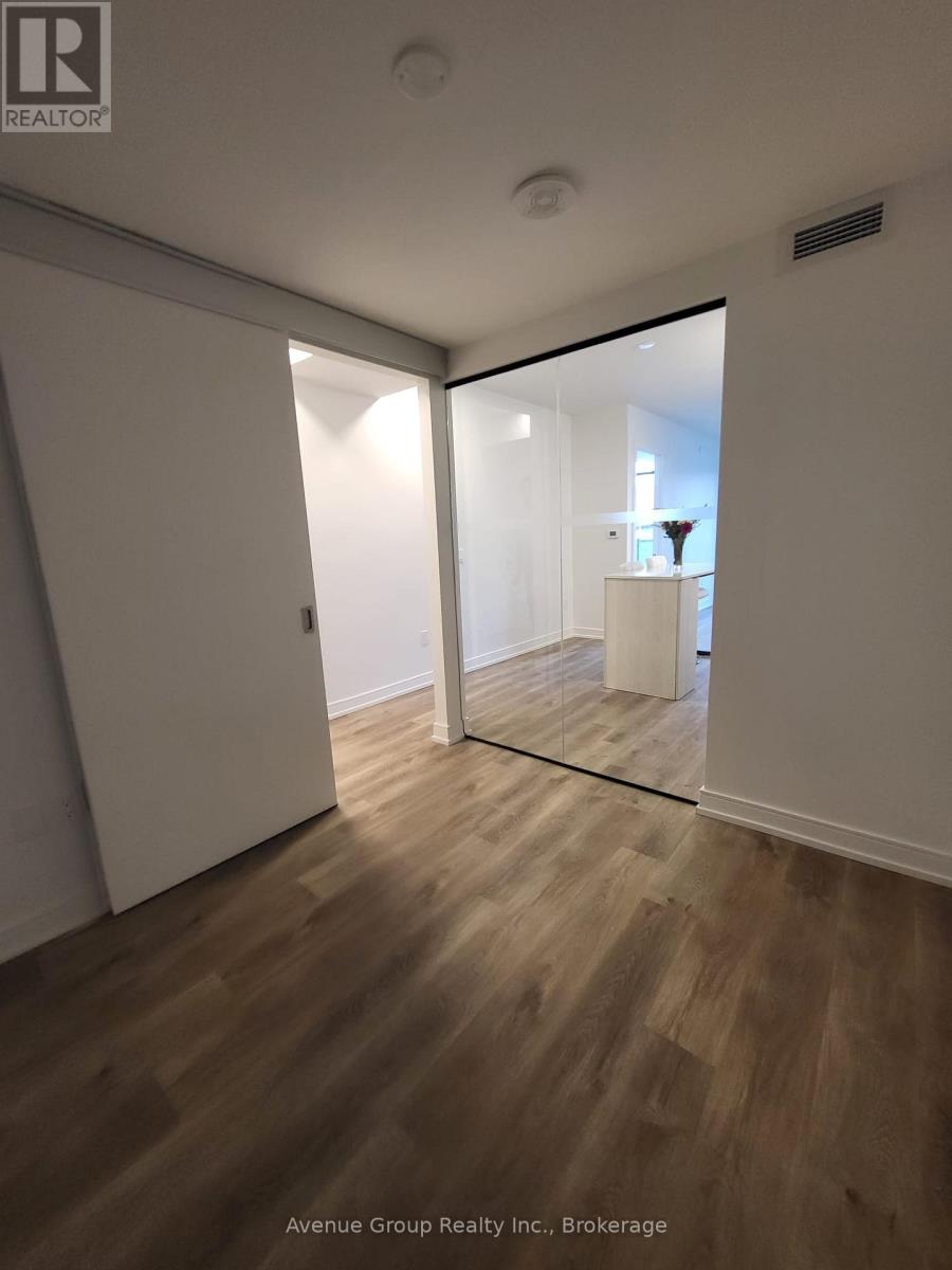 1 Jarvis Street — photo 16