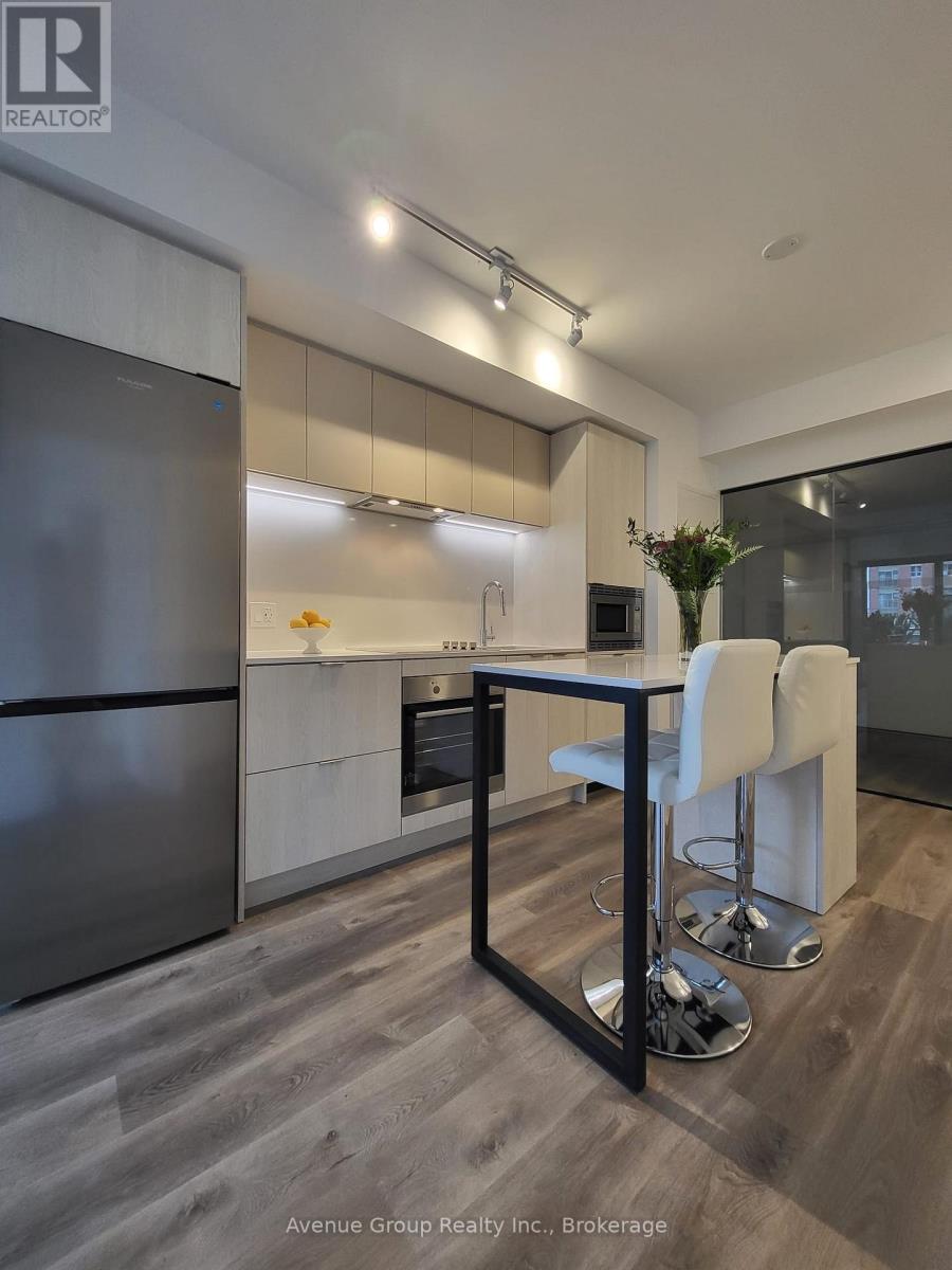 1 Jarvis Street — photo 2