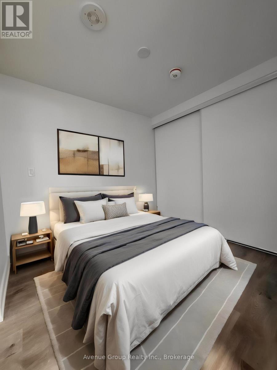 1 Jarvis Street — photo 3
