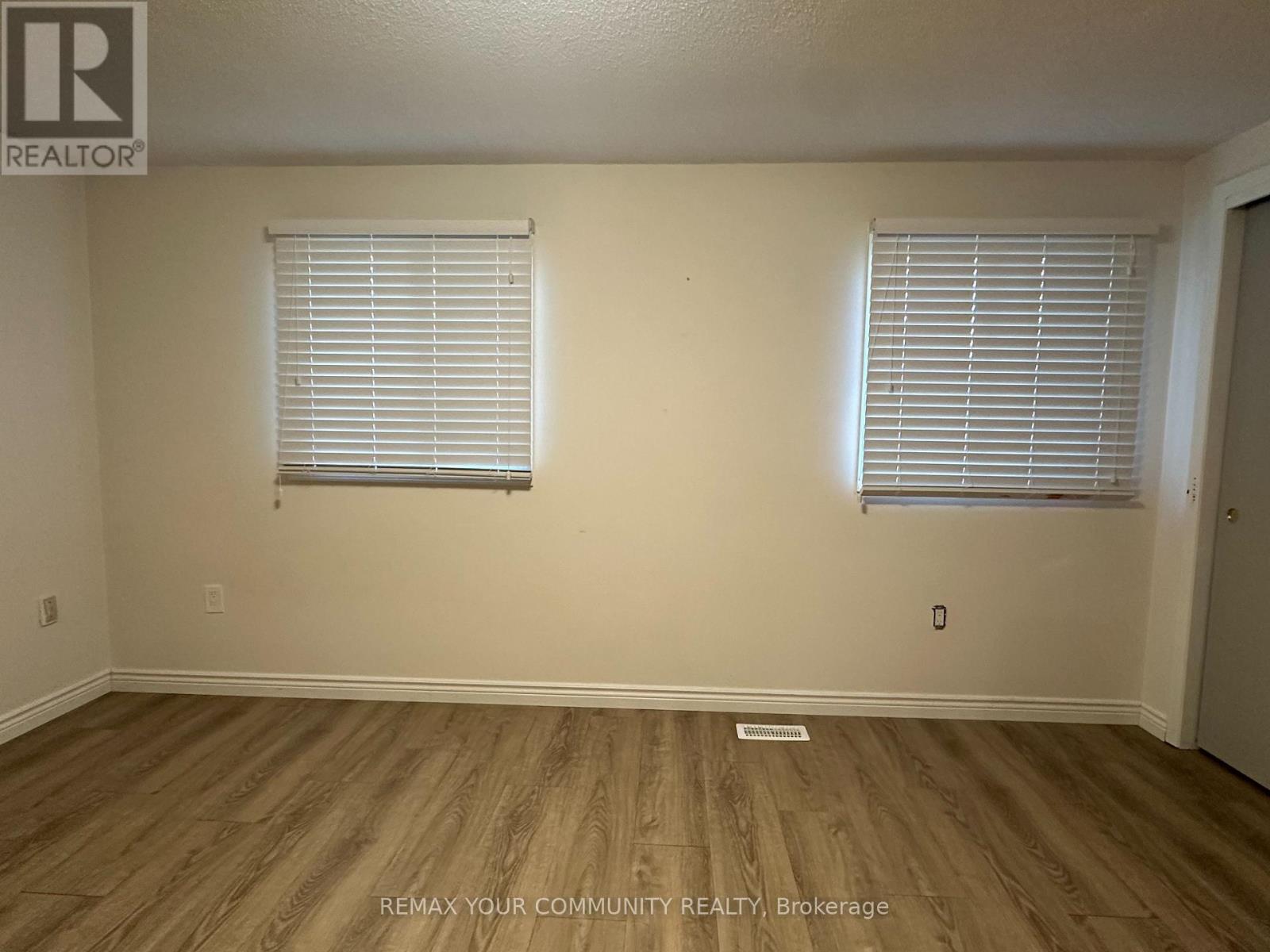 9 Buchanan Crescent — photo 11