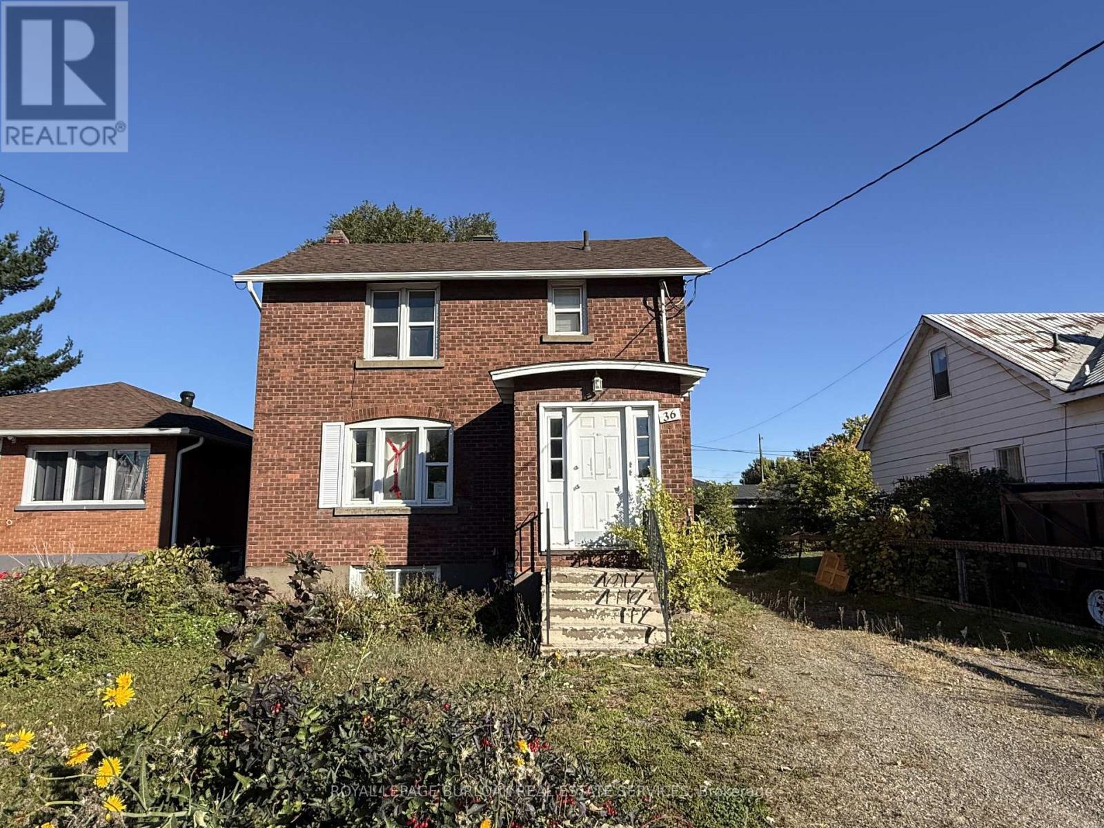 36 Wallace Terrace West, Sault Ste Marie, ON photo 1