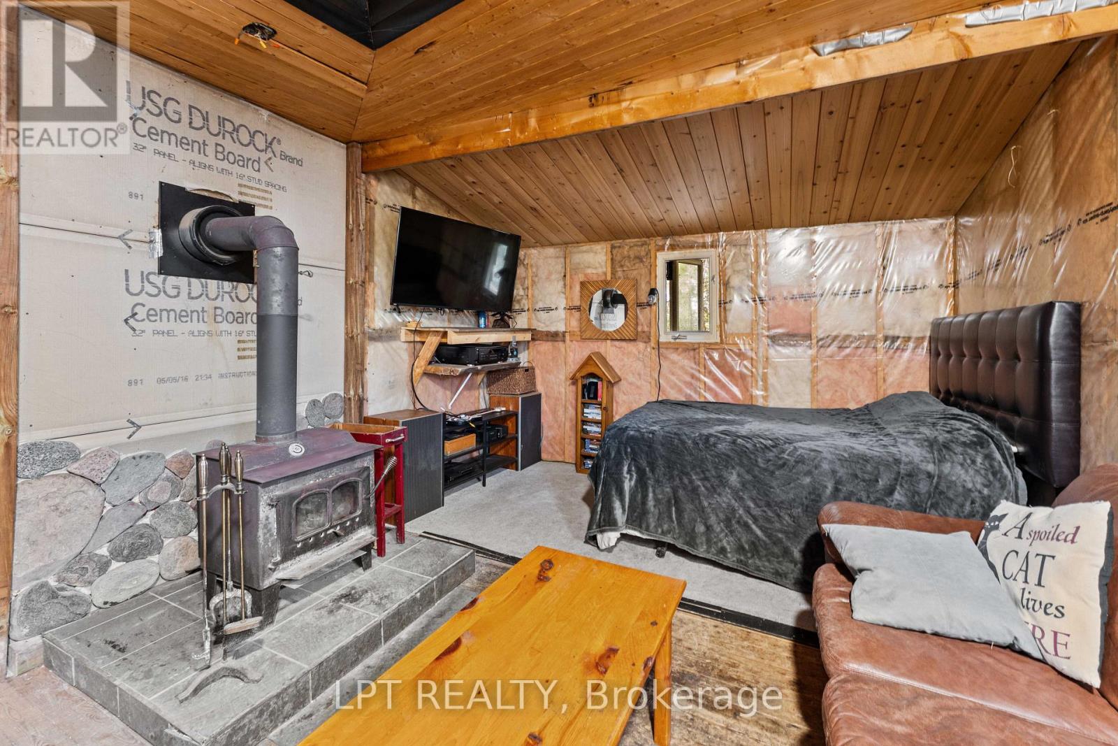 75 WAKEFORD ROAD - 28