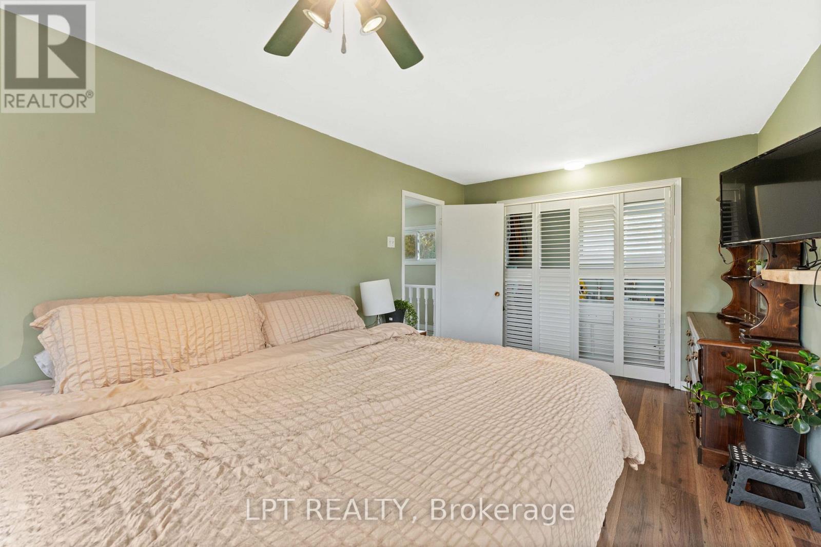 75 WAKEFORD ROAD - 47