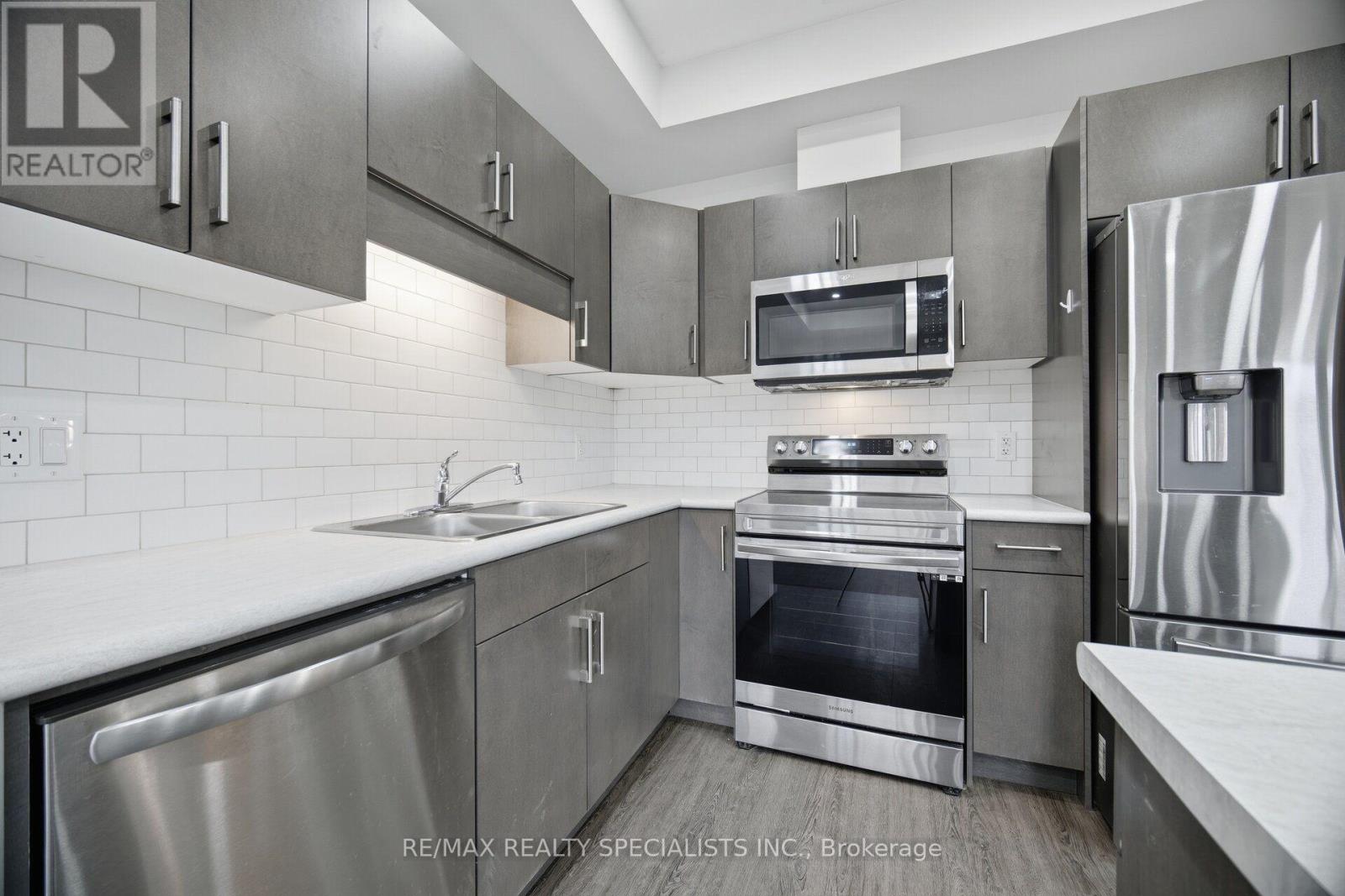 4259 SHUTTLEWORTH DRIVE - 14
