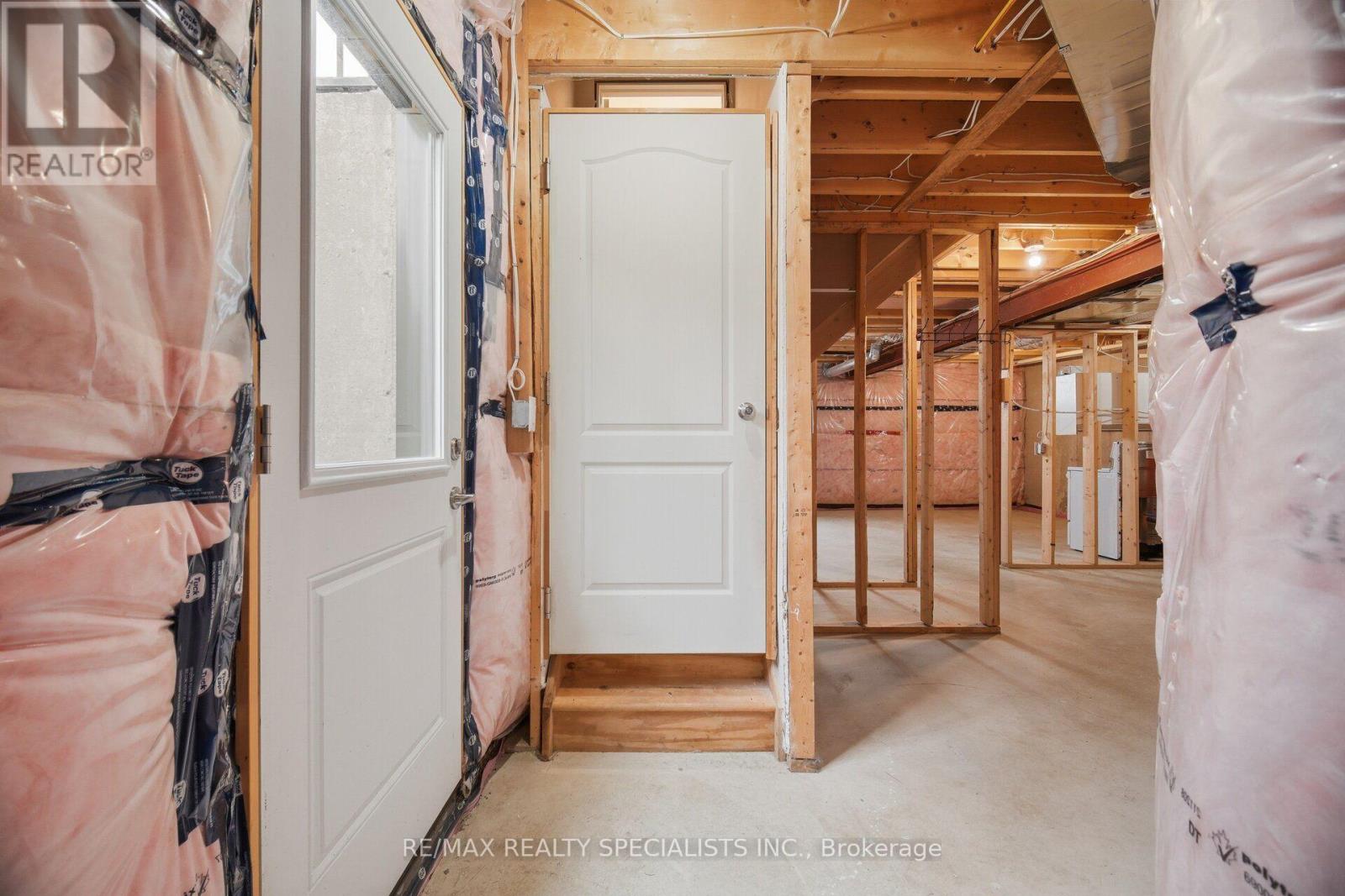 4259 SHUTTLEWORTH DRIVE - 29