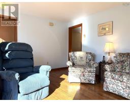 10 Chapel Street, Springhill, NS B0M1X0 Photo 14