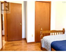 10 Chapel Street, Springhill, NS B0M1X0 Photo 28